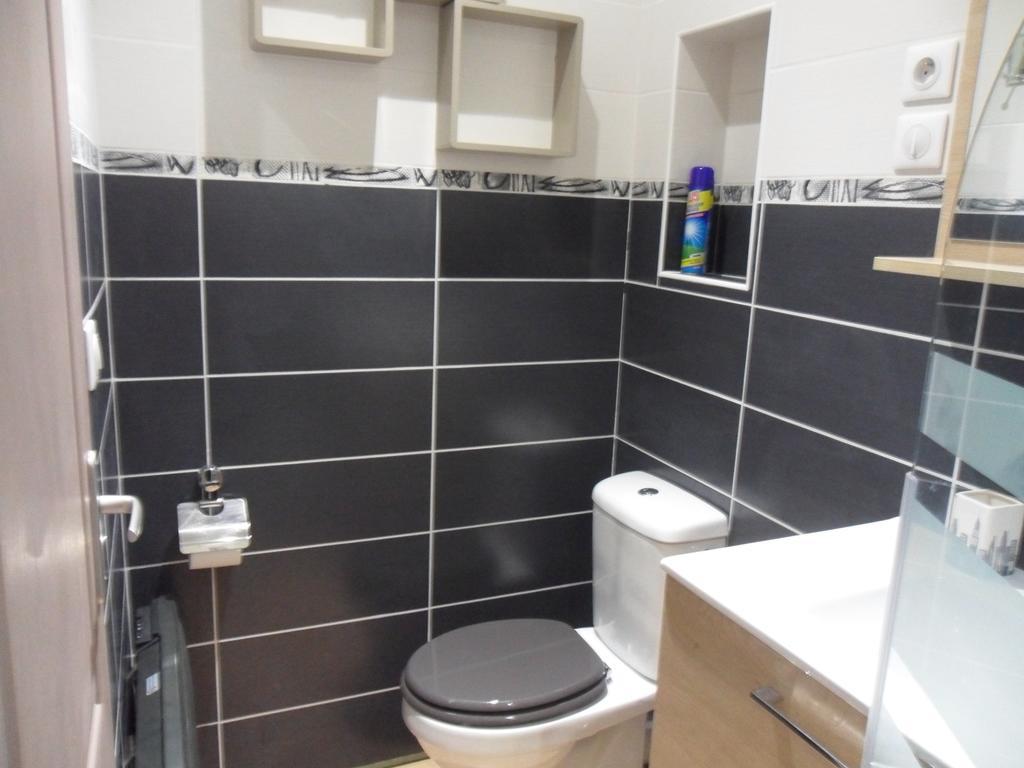 Ferienwohnung Le Tamaris Saint-Laurent-dʼAigouze Zimmer foto