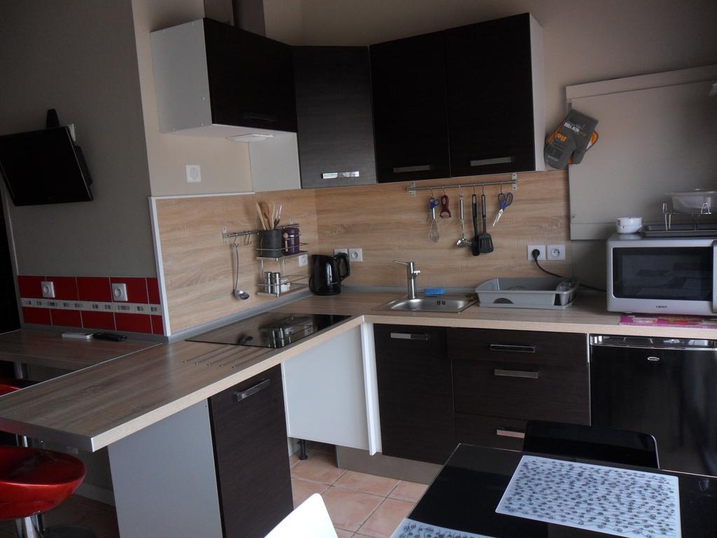 Ferienwohnung Le Tamaris Saint-Laurent-dʼAigouze Exterior foto